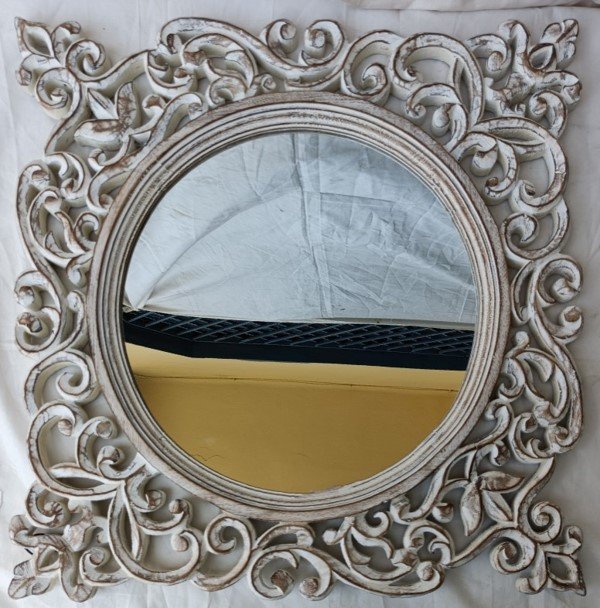 Round Wall Mirror